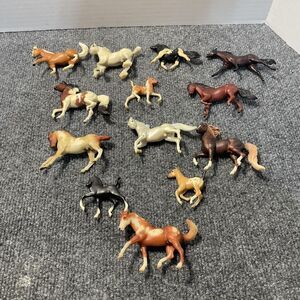 Vintage Breyer Stablemates Lot 16 Mini Horse Figures Foals 1999 Breyer Reeves